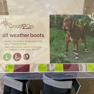 NWT K-9 All Weather Boots waterproof, rubber sole, fleece lining, Velcro closure